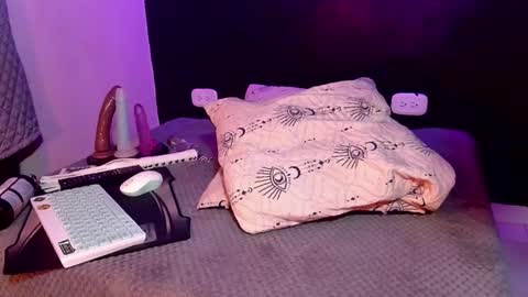 Snapshot of anais__cooper_ chatting on 28, 2, 2025 anais cooper online show from 28, 2, 2025
