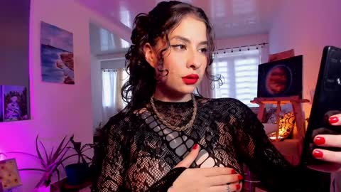 Snapshot of anakedartist chatting on 27, 1, 2025 Mariana  online show from 27, 1, 2025