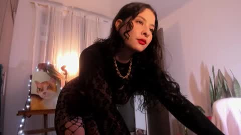 Snapshot of anakedartist chatting on 18, 12, 2025 Mariana online show from 18, 12, 2025