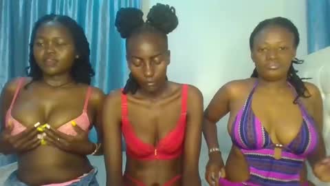 Snapshot of analeia_ chatting on 7, 2, 2025 Analeia online show from 7, 2, 2025