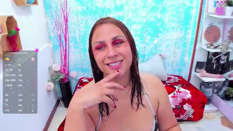 Snapshot of analia_01 chatting on 26, 11, 2025 Analia online show from 26, 11, 2025