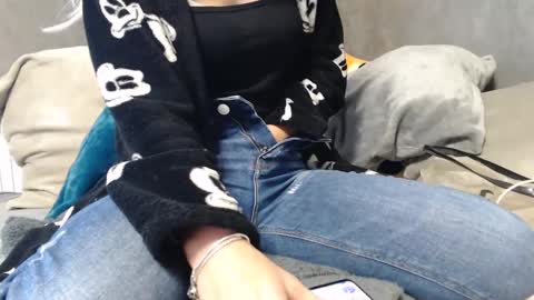 Snapshot of analove200 chatting on 6, 1, 2025 analove200 online show from 6, 1, 2025