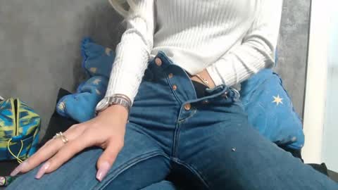 Snapshot of analove200 chatting on 5, 2, 2025 analove200 online show from 5, 2, 2025