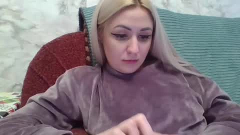 analqueen2024 online show from 20, 1, 2025