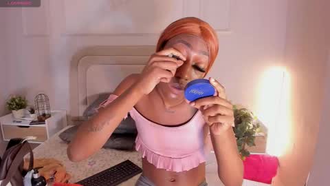 anamonroee online show from 14, 10, 2025