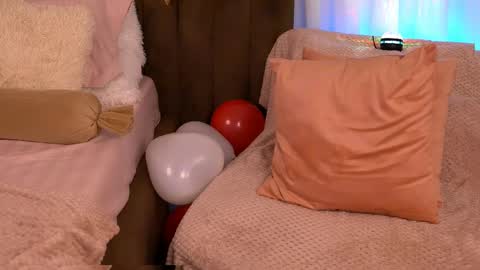 Anna online show from 14, 2, 2025