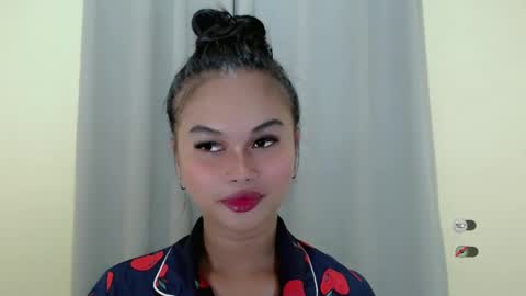 Snapshot of anaruru_ chatting on 26, 1, 2025 ANA online show from 26, 1, 2025