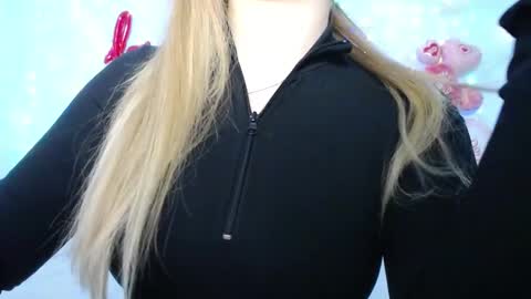 anastacyyellig online show from 18, 2, 2025