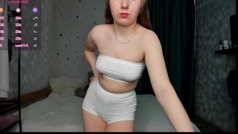 Snapshot of anastasia_gold1 chatting on 5, 3, 2025 anna online show from 5, 3, 2025