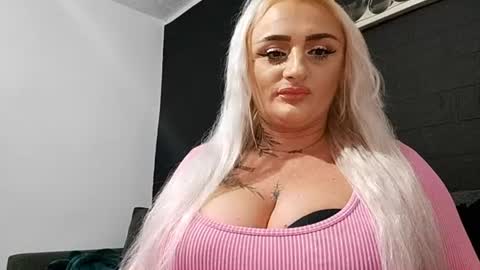 Snapshot of anastasiaamore chatting on 22, 6, 2026 AnastasiaAmore online show from 22, 6, 2026
