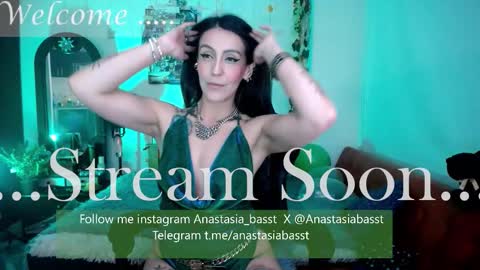 Jennyfer.... but u can say me Anastasia online show from 18, 2, 2026