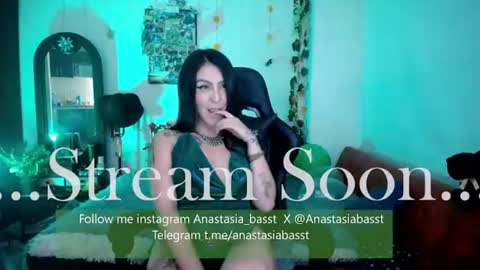 Jennyfer.... but u can say me Anastasia online show from 11, 6, 2026