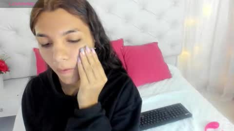 anchela garcia online show from 2, 10, 2025