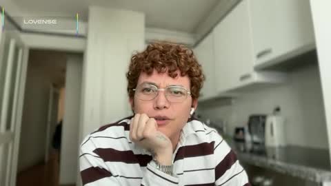 Snapshot of anddres_boss chatting on 15, 4, 2026 Tell Me ANDRESS ----- online show from 15, 4, 2026