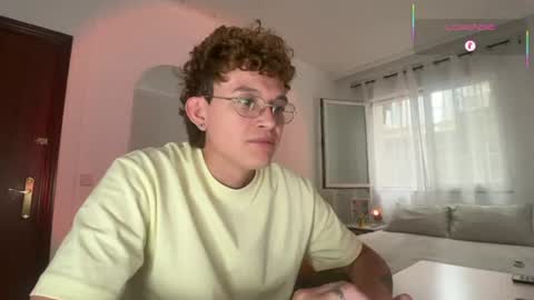 Snapshot of anddres_boss chatting on 21, 6, 2026 Tell Me ANDRESS ----- online show from 21, 6, 2026