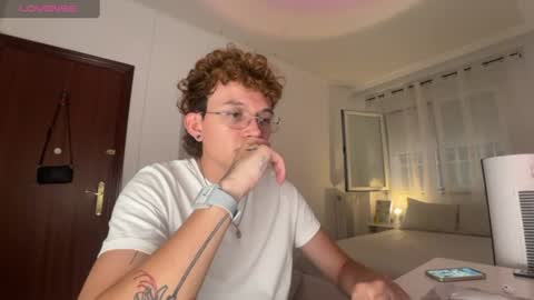 Snapshot of anddres_boss chatting on 12, 7, 2026 Tell Me ANDRESS ----- online show from 12, 7, 2026