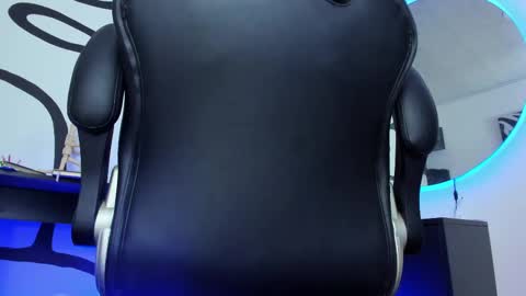 Snapshot of anders_x chatting on 16, 9, 2025 Andrs - online show from 16, 9, 2025