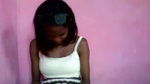 Snapshot of andohh237973 chatting on 18, 3, 2026 andohh237973 online show from 18, 3, 2026