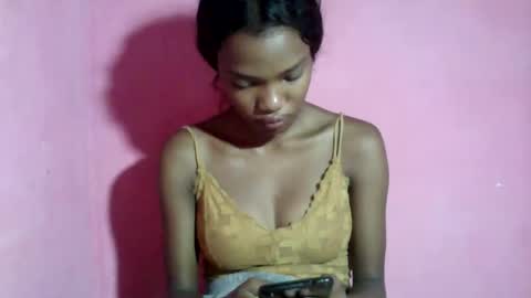 Snapshot of andohh237973 chatting on 2, 4, 2026 andohh237973 online show from 2, 4, 2026