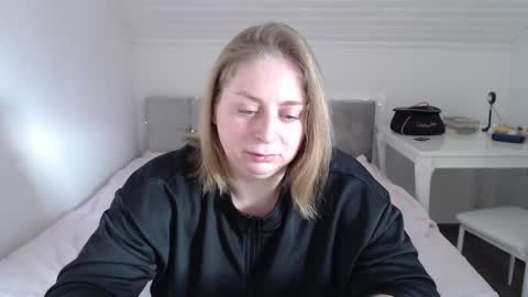 Snapshot of andorphina chatting on 9, 1, 2026 Andorphin online show from 9, 1, 2026