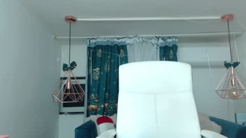 Snapshot of andrahart_ chatting on 7, 1, 2025 AndraHart  online show from 7, 1, 2025