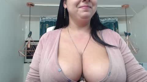 Snapshot of andrahart_ chatting on 21, 2, 2025 AndraHart  online show from 21, 2, 2025