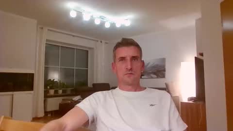 Name online show from 16, 11, 2025