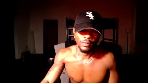Snapshot of andre_mateo chatting on 4, 10, 2025 Andre Mateo online show from 4, 10, 2025