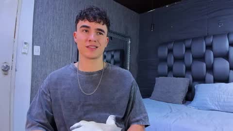 Snapshot of andre_parker chatting on 21, 12, 2024 Andre Parker online show from 21, 12, 2024