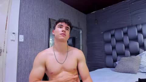 Snapshot of andre_parker chatting on 22, 1, 2025 Andre Parker online show from 22, 1, 2025