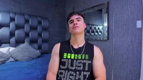 Snapshot of andre_parker chatting on 28, 1, 2025 Andre Parker online show from 28, 1, 2025