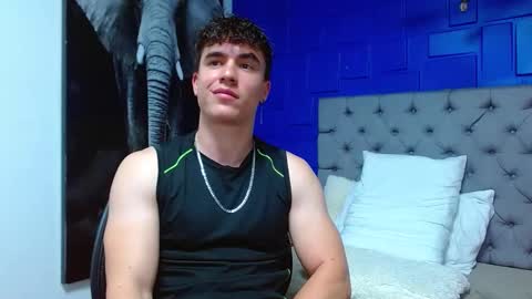 Snapshot of andre_parker chatting on 28, 2, 2025 Andre Parker online show from 28, 2, 2025