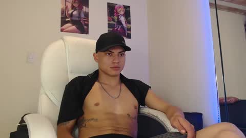 Snapshot of andre_stone22 chatting on 21, 12, 2024 andre_stone22 online show from 21, 12, 2024