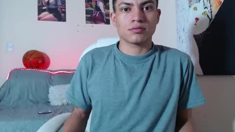 Snapshot of andre_stone22 chatting on 18, 1, 2025 andre_stone22 online show from 18, 1, 2025