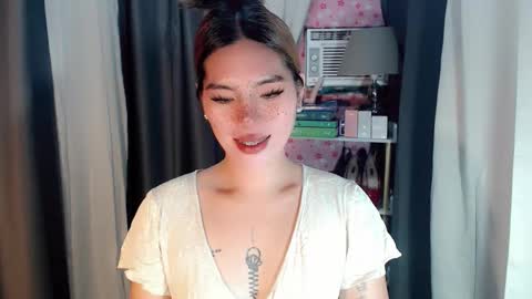 Snapshot of andrea06121998 chatting on 2, 4, 2026 andrea06121998 online show from 2, 4, 2026