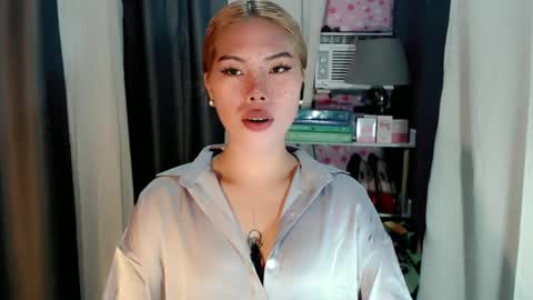 andrea06121998 online show from 19, 6, 2026