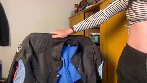 Andrea online show from 11, 12, 2024