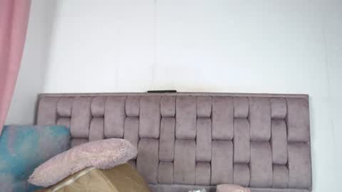 Andrea bigtits69 online show from 19, 6, 2026