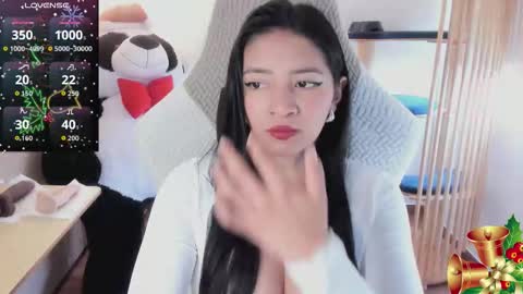 Snapshot of andrea_bonnie chatting on 18, 12, 2025 andrea_bonnie online show from 18, 12, 2025