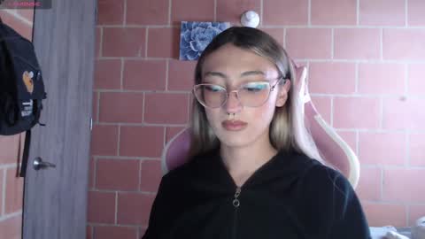 Andrea  online show from 30, 9, 2025