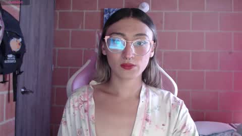 Snapshot of andrea_camila chatting on 22, 2, 2026 Andrea online show from 22, 2, 2026