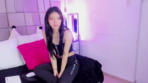 Snapshot of andrea_carocaro chatting on 14, 3, 2026 andrea_carocaro online show from 14, 3, 2026