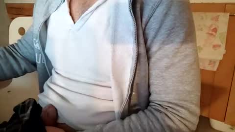 Snapshot of andrea_feetlover chatting on 10, 11, 2025 andrea_feetlover online show from 10, 11, 2025