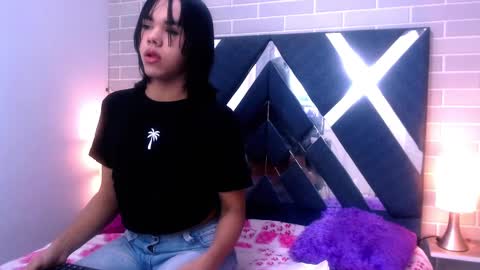 Snapshot of andrea_gill_ chatting on 14, 2, 2025 Andres Gil online show from 14, 2, 2025