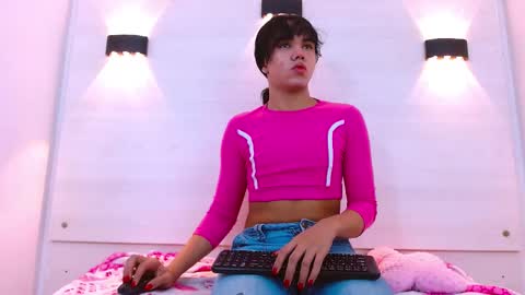 Andres Gil online show from 11, 11, 2025