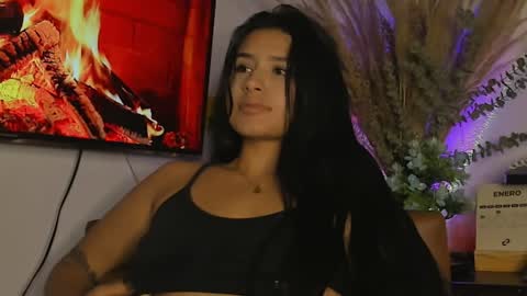 Snapshot of andrea_gomes_ chatting on 5, 2, 2025 andrea online show from 5, 2, 2025