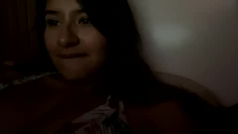 Snapshot of andrea_gomes_ chatting on 10, 3, 2025 andrea online show from 10, 3, 2025