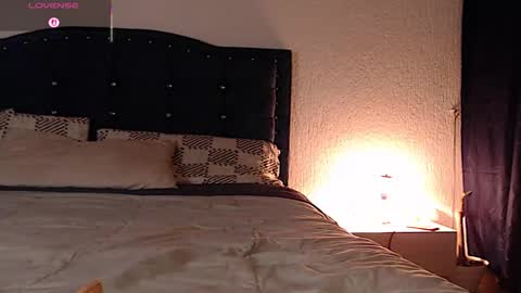 Snapshot of andrea_gomes_ chatting on 16, 10, 2025 andrea online show from 16, 10, 2025