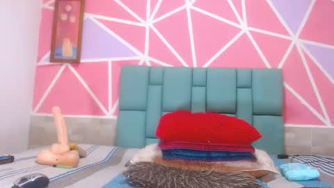 andrea ospina1 online show from 19, 12, 2024