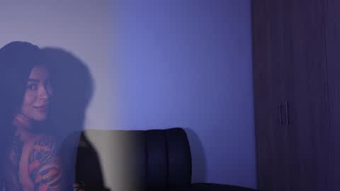    online show from 17, 1, 2025